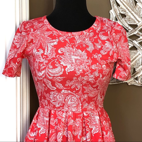 ⭐️ LuLaRoe Coral Amelia Paisley Floral Print Size: EXTRA SMALL - Picture 2 of 11
